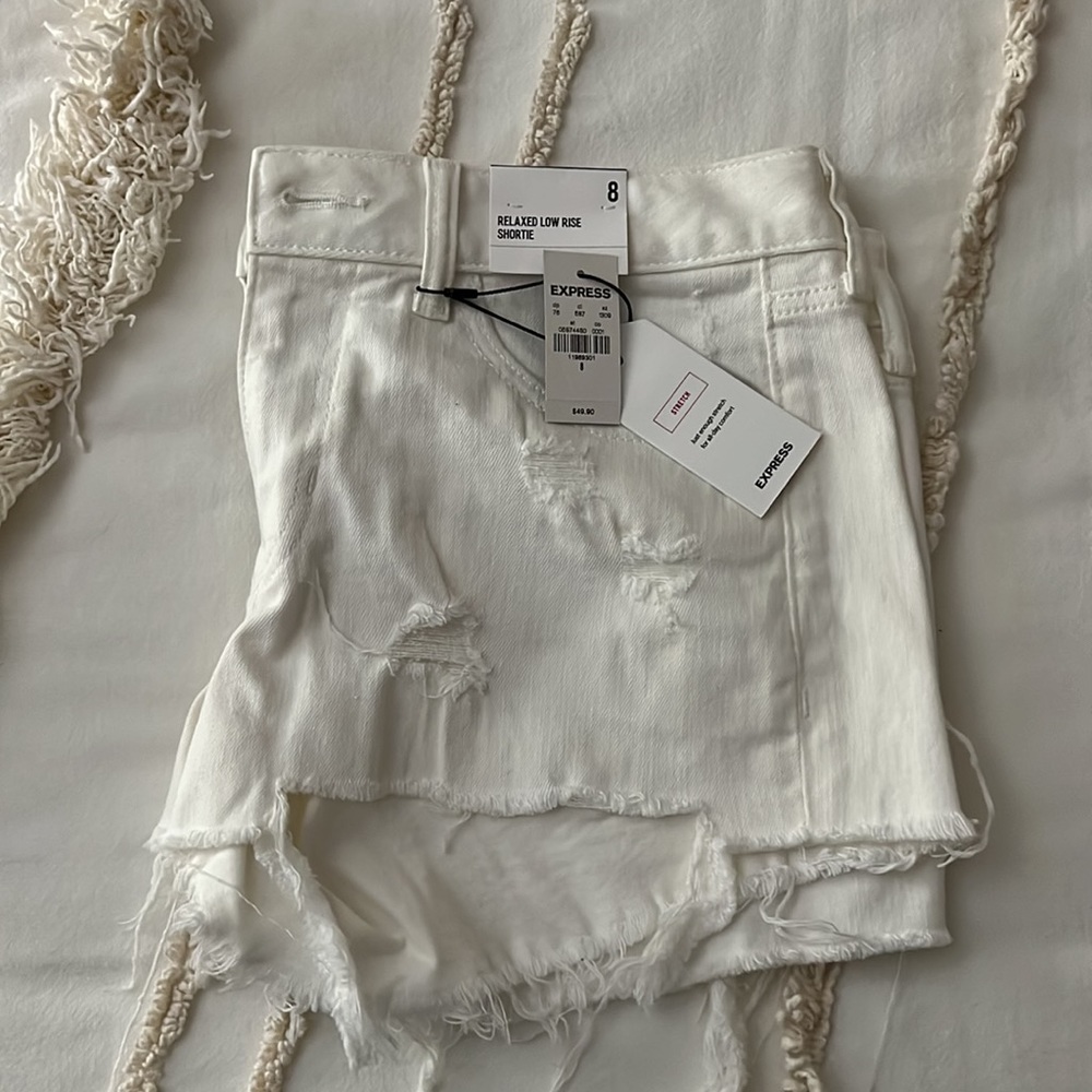 NWT Express White Low Rise Shortie Distressed Shorts TWO SIZES AVAILABLE
